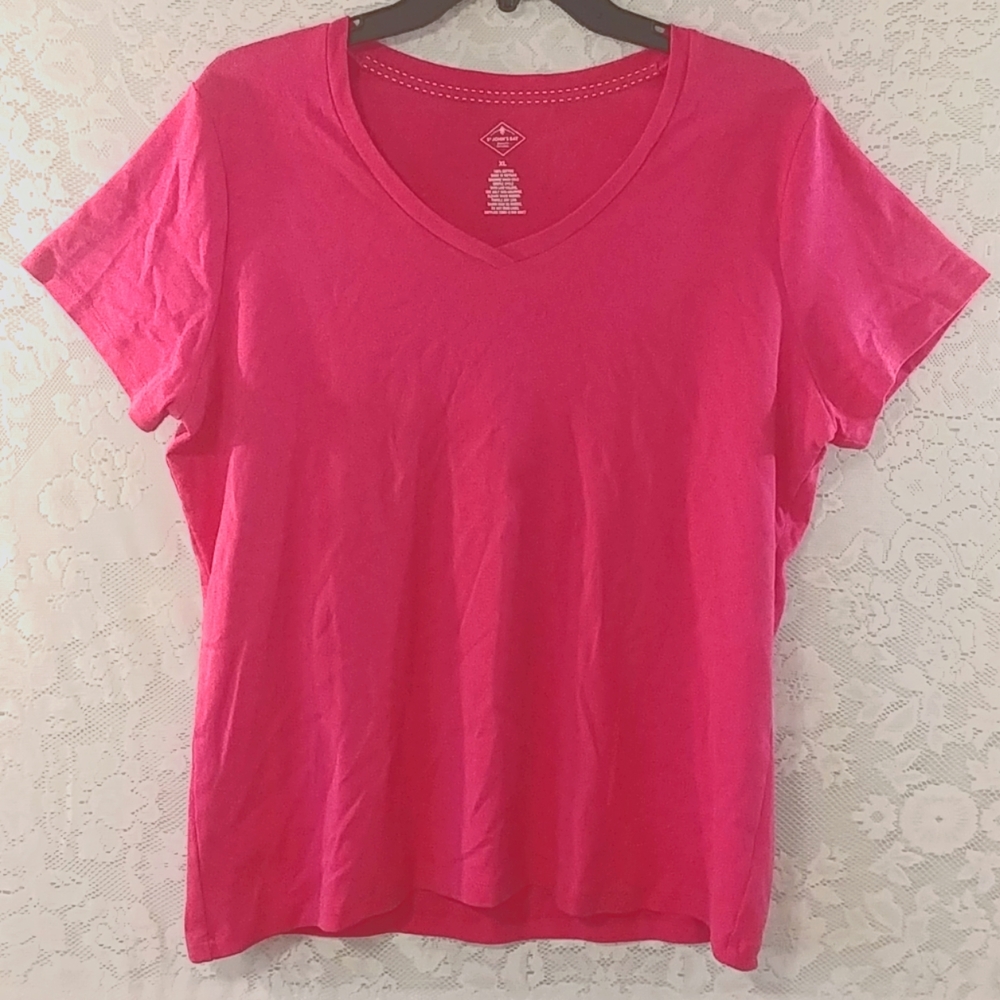 100% Cotton Tee Size XL.